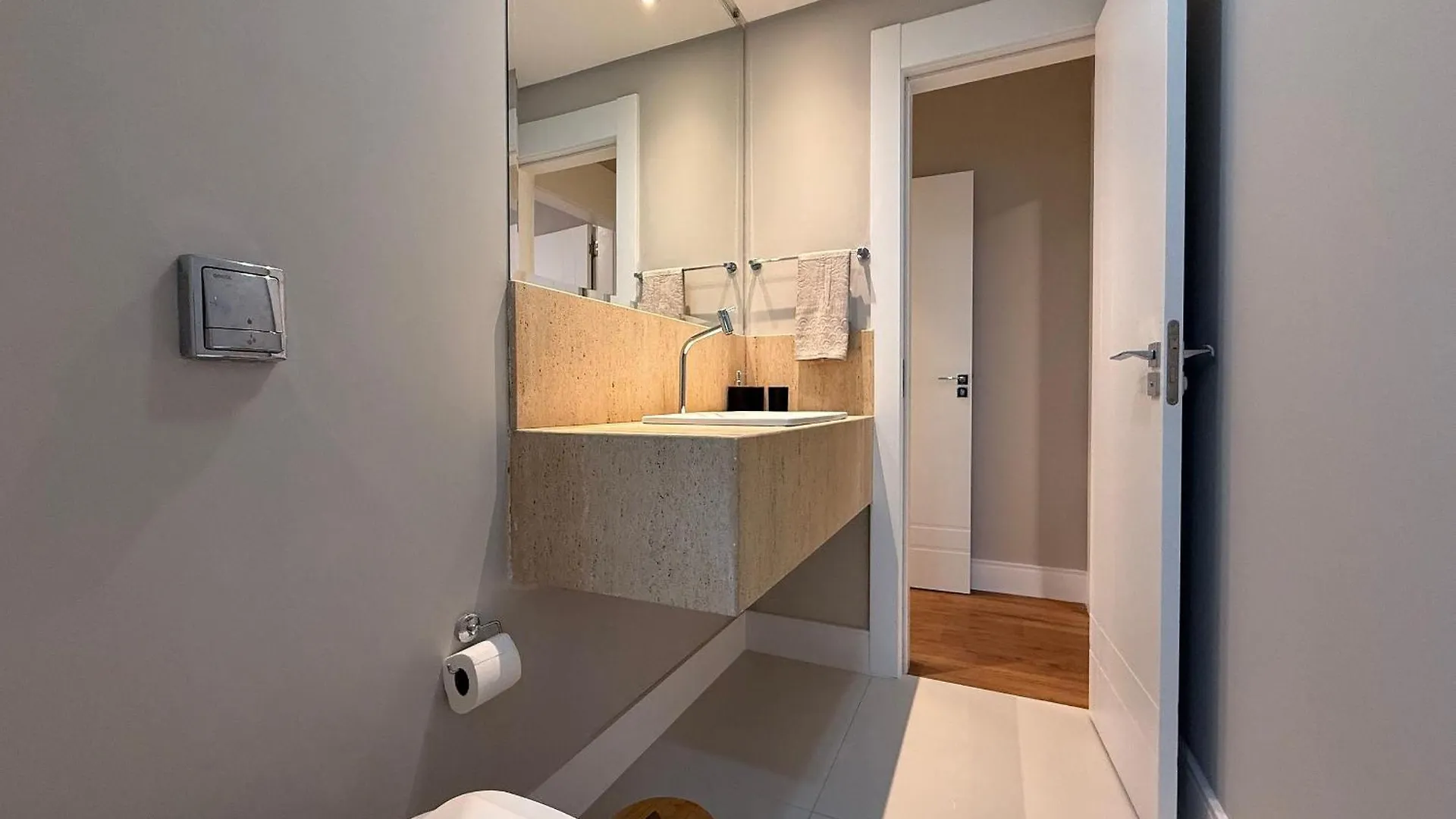 Pd01- 3 Suites| Centro| Churrasq.| Telas Protecao Balneário Camboriú 0*,  Brazílie